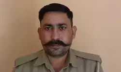 बॉर्डर पर जंग के लिए जाने की डिमांड करने वाले कांस्टेबल का ट्रांसफर बॉर्डर पर जंग के लिए जाने की डिमांड करने वाले कांस्टेबल का ट्रांसफर