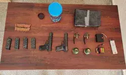 अमृतसर में एक किलो आरडीएक्स सहित हथियारों का जखीरा बरामद अमृतसर में एक किलो आरडीएक्स सहित हथियारों का जखीरा बरामद