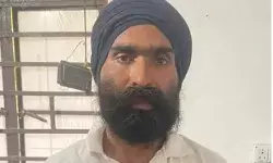 10 लाख का इनामी खालिस्तानी आतंकी लगा हाथ- मिले संदिग्ध दस्तावेज एवं.. 10 लाख का इनामी खालिस्तानी आतंकी लगा हाथ- मिले संदिग्ध दस्तावेज एवं..