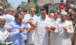 सपा सांसद ने लोगों के चलने फिरने की राह की आसान- 20 साल से जर्जर.. सपा सांसद ने लोगों के चलने फिरने की राह की आसान- 20 साल से जर्जर..