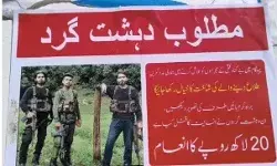 पहलगाम हमले के आतंकियों की तलाश जारी- सुरक्षाबलों ने लगाए पोस्टर