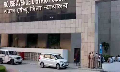 चुनाव आयोग दफ्तर के बाहर प्रदर्शन मामले में TMC नेता कोर्ट में हुए पेश