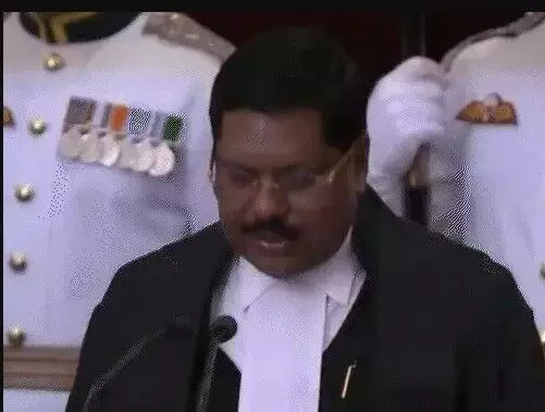 भारत के 52 वें CJI बने जस्टिस BR गवई को राष्ट्रपति ने दिलाई शपथ भारत के 52 वें CJI बने जस्टिस BR गवई को राष्ट्रपति ने दिलाई शपथ