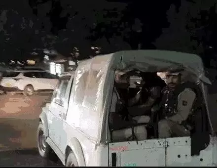जम्मू कश्मीर पुलिस के इनपुट पर संदिग्ध लगा पुलिस के हाथ जम्मू कश्मीर पुलिस के इनपुट पर संदिग्ध लगा पुलिस के हाथ
