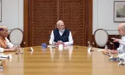 PM आवास पर CCS की बैठक जारी- इसके बाद केंद्रीय कैबिनेट की मीटिंग PM आवास पर CCS की बैठक जारी- इसके बाद केंद्रीय कैबिनेट की मीटिंग