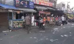 सांबा में स्थिति हुई सामान्य- रोजाना की तरह काम में जुटे लोग सांबा में स्थिति हुई सामान्य- रोजाना की तरह काम में जुटे लोग