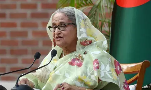 अंतरिम सरकार ने शेख हसीना को दिया झटका- अवामी लीग पर लगाया प्रतिबंध