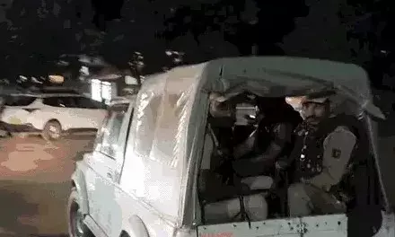 जम्मू कश्मीर पुलिस के इनपुट पर संदिग्ध लगा पुलिस के हाथ
