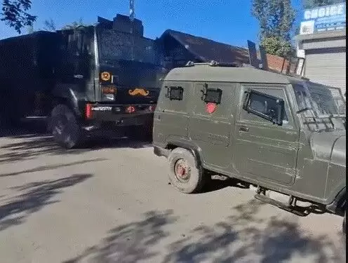 आतंकी का अंत- एनकाउंटर में एक आतंकी ढेर- सर्च ऑपरेशन जारी आतंकी का अंत- एनकाउंटर में एक आतंकी ढेर- सर्च ऑपरेशन जारी