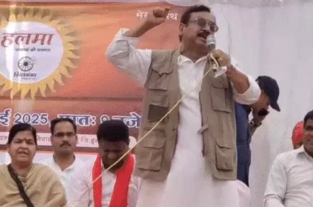 बिगड़े बोल मंत्री के नहीं बचने के आसार-SC ने सुनवाई से किया इनकार बिगड़े बोल मंत्री के नहीं बचने के आसार-SC ने सुनवाई से किया इनकार