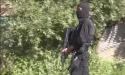 आतंकियों पर कहर बनकर टूटी सेना- लश्कर के टॉप कमांडर समेत 3 ढेर आतंकियों पर कहर बनकर टूटी सेना- लश्कर के टॉप कमांडर समेत 3 ढेर