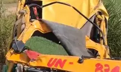 डंपर के साथ ऑटो की टक्कर- ऑटो के उड़े परखच्चे- मौके पर.... डंपर के साथ ऑटो की टक्कर- ऑटो के उड़े परखच्चे- मौके पर....