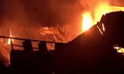 राजधानी में कॉलेज के बाद अब केमिकल गोदाम में आग- रेस्क्यू ऑपरेशन.. राजधानी में कॉलेज के बाद अब केमिकल गोदाम में आग- रेस्क्यू ऑपरेशन..