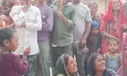 भैंस चराने घर से निकली दो बहनों की पोखरी में डूबने से मौत- परिजनों... भैंस चराने घर से निकली दो बहनों की पोखरी में डूबने से मौत- परिजनों...