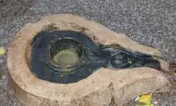 प्राचीन शिव मंदिर से शिवलिंग हुआ गायब- ग्रामीणों का जबरदस्त हंगामा प्राचीन शिव मंदिर से शिवलिंग हुआ गायब- ग्रामीणों का जबरदस्त हंगामा