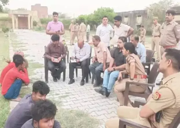 LIU व पुलिस के धड़ाधड़ छापे- 90 बंगलादेशी किए गए गिरफ्तार LIU व पुलिस के धड़ाधड़ छापे- 90 बंगलादेशी किए गए गिरफ्तार