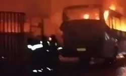 वर्कशॉप में लगी आग में 3 डीलक्स बसें व एक टू चैन गाड़ी जलकर राख