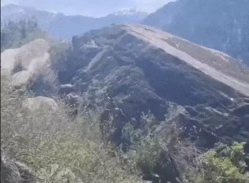 मुठभेड़ शुरू- पाक बॉर्डर पर BSF ने तबाह की पाक की 5 चौकियां- आतंकी.... मुठभेड़ शुरू- पाक बॉर्डर पर BSF ने तबाह की पाक की 5 चौकियां- आतंकी....