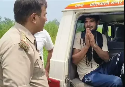 10000 के इनामी गोकश शौकीन को मुठभेड़ में लगी गोली 10000 के इनामी गोकश शौकीन को मुठभेड़ में लगी गोली