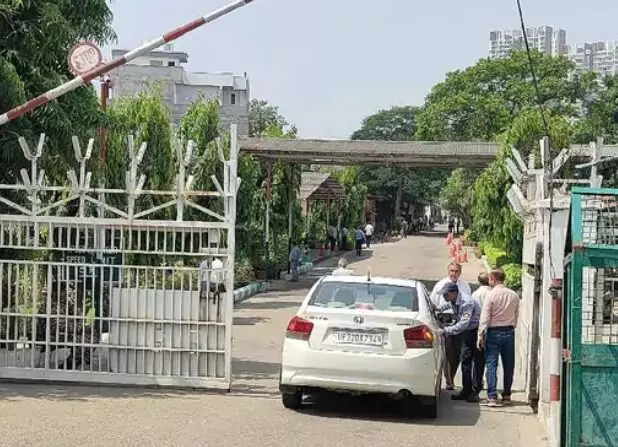 ED का नोएडा में जेपी इंफ्राटेक पर पड़ा छापा- 12000 करोड़ की धोखाधड़ी.. ED का नोएडा में जेपी इंफ्राटेक पर पड़ा छापा- 12000 करोड़ की धोखाधड़ी..