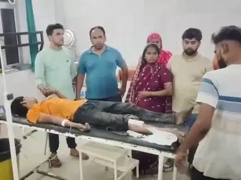 झोटटों की लड़ाई में झुंडों का नुकसान-गया था रिचार्ज कराने-लगी गोली झोटटों की लड़ाई में झुंडों का नुकसान-गया था रिचार्ज कराने-लगी गोली