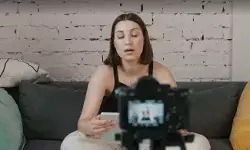 मोबाइल ने किया दारू का नशा ढीला-इस हाई स्क्रीन टाइम से घट रही डिमांड