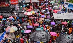 मानसून में दिखाई जल्दबाजी- निर्धारित समय से 8 दिन पहले केरल पहुंचा मानसून में दिखाई जल्दबाजी- निर्धारित समय से 8 दिन पहले केरल पहुंचा