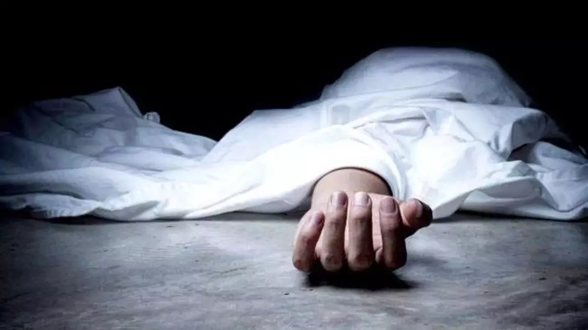 एक ही परिवार के तीन लोगों गंगा में डूबने से हुई मौत- एक गंभीर एक ही परिवार के तीन लोगों गंगा में डूबने से हुई मौत- एक गंभीर