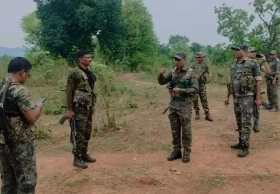 5 लाख का इनामी मुठभेड़ में ढेर 10 लाख का इनामी किया अरेस्ट 5 लाख का इनामी मुठभेड़ में ढेर 10 लाख का इनामी किया अरेस्ट