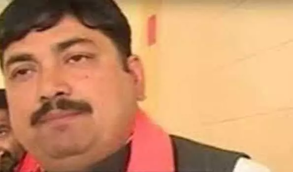 CM योगी के आगमन से पहले सपा नेता किये गये नजरबंद CM योगी के आगमन से पहले सपा नेता किये गये नजरबंद