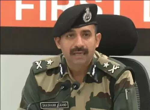 BSF की सांबा स्थित फारवर्ड पोस्ट का नाम सिंदूर रखने का प्रस्ताव BSF की सांबा स्थित फारवर्ड पोस्ट का नाम सिंदूर रखने का प्रस्ताव