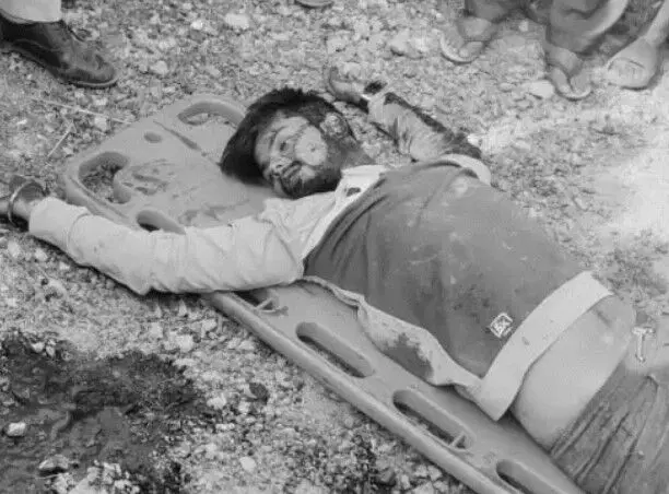 डी फार्मा स्टूडेंट की हत्या-कॉलेज जाते समय बीच सड़क चाकू से गोदा डी फार्मा स्टूडेंट की हत्या-कॉलेज जाते समय बीच सड़क चाकू से गोदा