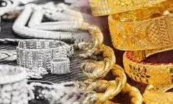 GOLD के दामों में गिरावट- जानिए चांदी की भी क्या है कीमत GOLD के दामों में गिरावट- जानिए चांदी की भी क्या है कीमत