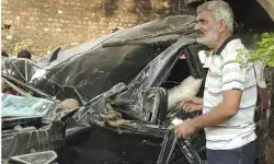 बेकाबू हुई स्कॉर्पियो पेड़ से टकराई-उडे परखच्चे-एक की मौत तीन गंभीर बेकाबू हुई स्कॉर्पियो पेड़ से टकराई-उडे परखच्चे-एक की मौत तीन गंभीर