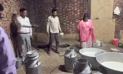 सेहत महकमे का मावा भट्टियों पर छापा-मिला सिंथेटिक मावा-भरे सैंपल सेहत महकमे का मावा भट्टियों पर छापा-मिला सिंथेटिक मावा-भरे सैंपल