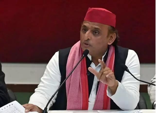 बोले अखिलेश- ढिंढोरा पीटने के बजाय मुनाफाखोरी घटाएं सरकार