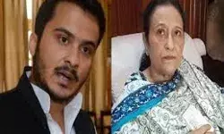 सपा के राष्ट्रीय महासचिव की पत्नी एवं बेटे के शस्त्र लाइसेंस निरस्त सपा के राष्ट्रीय महासचिव की पत्नी एवं बेटे के शस्त्र लाइसेंस निरस्त