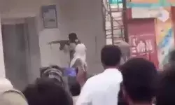 BLA का सुराब शहर पर हमला- लूटा बैंक- अफसरों के घरों में आग BLA का सुराब शहर पर हमला- लूटा बैंक- अफसरों के घरों में आग