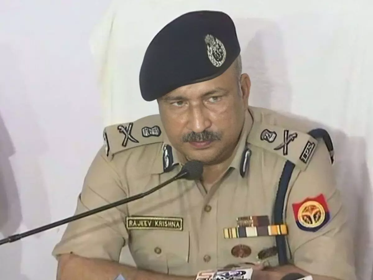 संगठित अपराध पर नकेल और महिला सुरक्षा सर्वोच्च प्राथमिकता: DGP संगठित अपराध पर नकेल और महिला सुरक्षा सर्वोच्च प्राथमिकता: DGP