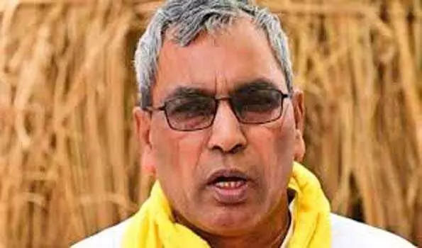 बोले राजभर, वोट बैंक की खातिर सपा-कांग्रेस ने महाराजा सुहेलदेव को भुलाया बोले राजभर, वोट बैंक की खातिर सपा-कांग्रेस ने महाराजा सुहेलदेव को भुलाया