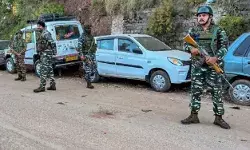 कठुआ में तीन संदिग्ध आतंकियों के दिखाई देते ही सर्च ऑपरेशन शुरू कठुआ में तीन संदिग्ध आतंकियों के दिखाई देते ही सर्च ऑपरेशन शुरू