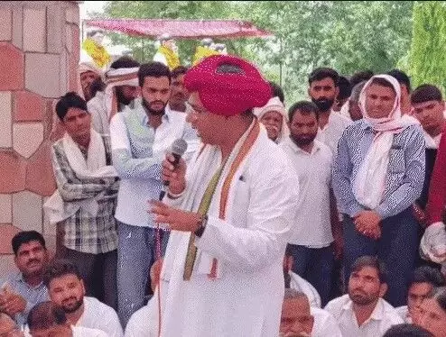 फिर सुलगी आरक्षण की आग- स्मारक पर गुर्जर महापंचायत-रूट डाइवर्ट फिर सुलगी आरक्षण की आग- स्मारक पर गुर्जर महापंचायत-रूट डाइवर्ट