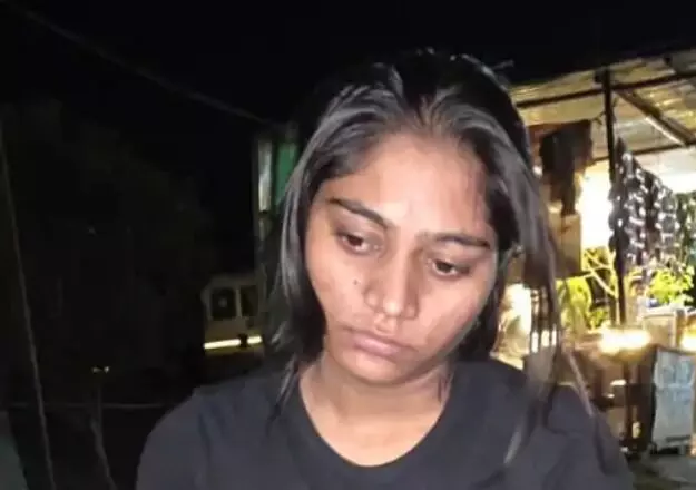 अब एक और सोनम निकली बेवफा- भाडे के हत्यारों से कराई पति की हत्या अब एक और सोनम निकली बेवफा- भाडे के हत्यारों से कराई पति की हत्या