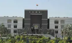 हाईकोर्ट को बम से उड़ाने की मिली धमकी- डॉग व बम डिस्पोजल दस्ता.. हाईकोर्ट को बम से उड़ाने की मिली धमकी- डॉग व बम डिस्पोजल दस्ता..