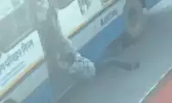 तीन बहनों के इकलौते भाई की जिंदगी पर मौत का झपट्टा- चलती बस से.. तीन बहनों के इकलौते भाई की जिंदगी पर मौत का झपट्टा- चलती बस से..