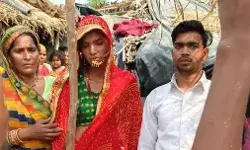 कटी दाढी तो हुई युवक की शादी- मिली दुल्हन को साथ लेकर लौटा युवक कटी दाढी तो हुई युवक की शादी- मिली दुल्हन को साथ लेकर लौटा युवक