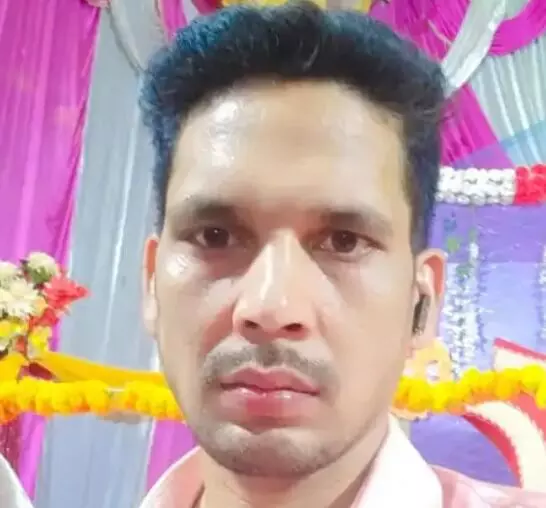 AC में ब्लास्ट- कंप्रेशर फटने से 28 वर्षीय इलेक्ट्रिशियन की मौत AC में ब्लास्ट- कंप्रेशर फटने से 28 वर्षीय इलेक्ट्रिशियन की मौत