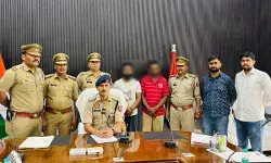 कारोबारी की हत्या का खुलासा- दुकानदार एवं उसका नौकर गिरफ्तार कारोबारी की हत्या का खुलासा- दुकानदार एवं उसका नौकर गिरफ्तार