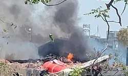 टेक ऑफ करते ही जबरदस्त धमाका- लंदन जा रहा प्लेन क्रैश