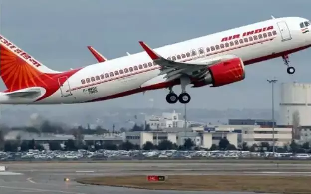 3 घंटे हवा में रही एयर इंडिया की लंदन जा रही फ्लाइट वापस मुंबई लौटी